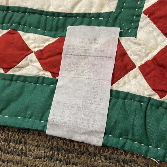 American Pacific Hand Quilted Green Christmas Holiday Themes Blanket 58” X 48” - Picture 8 of 12